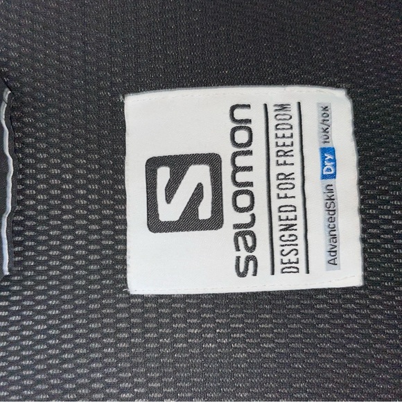 Waterproof Salomon ski jacket - Picture 5 of 5